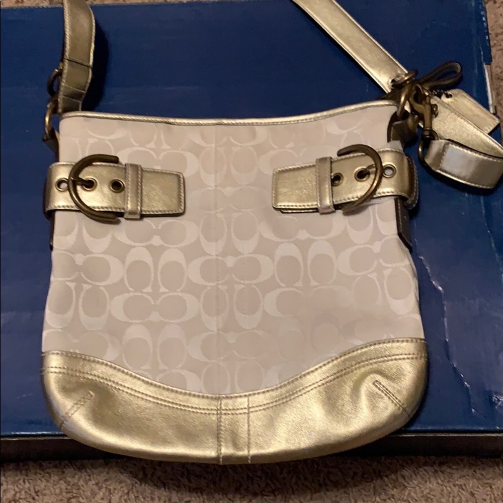 Coach shoulder purse - cream and gold
